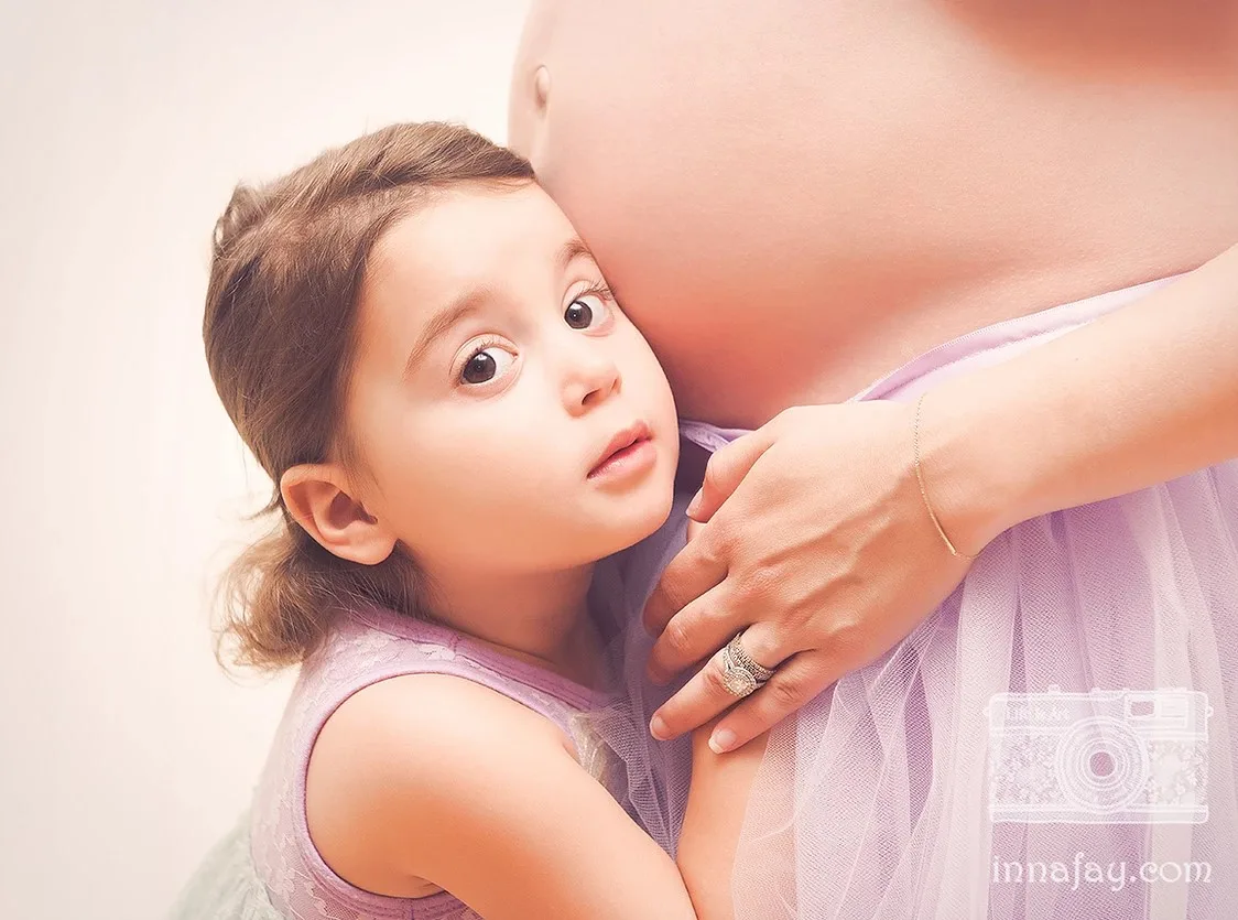 Inna Fay Newborn Photographer