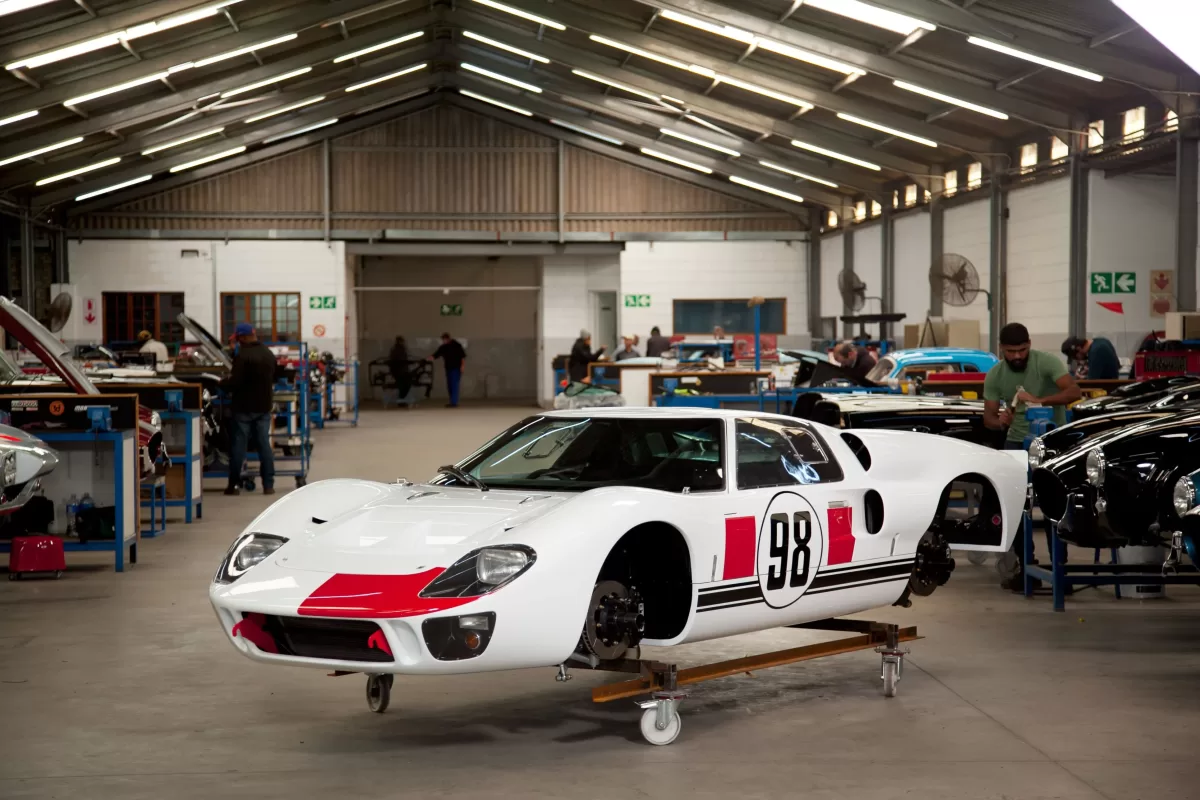 Superformance LLC - Automobiles & Transportation products | United States