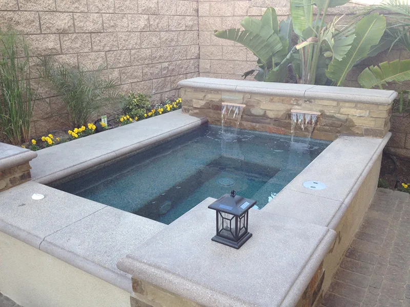 OC Pavers and Turf