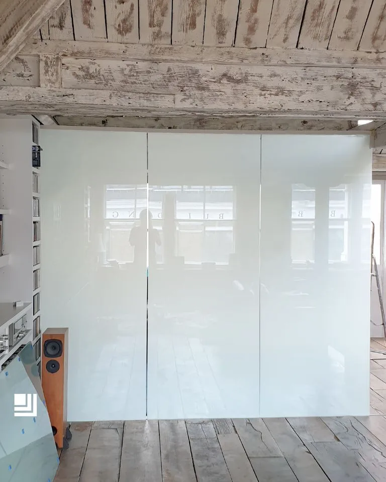 Priviglaze Smart Glass - Construction products | United Kingdom