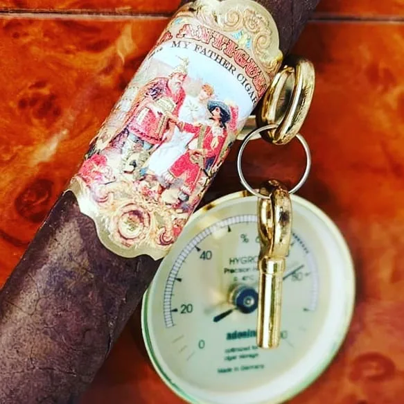 Crown Humidors - Household products | United States