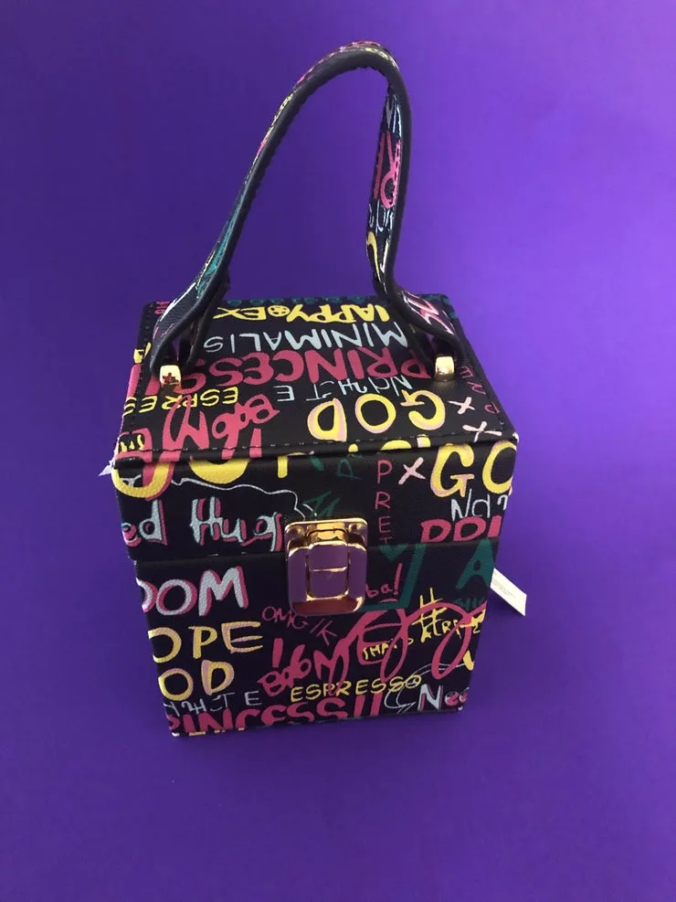 LRJ Boutique - Apparel & Textiles products | United States