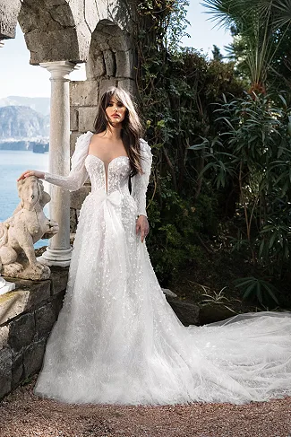 Eva's Bridal International - Apparel & Textiles products | United States