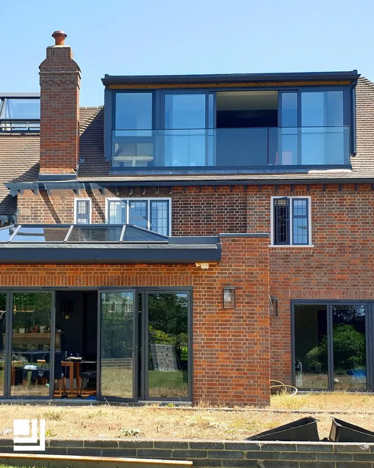 Priviglaze Smart Glass - Construction products | United Kingdom
