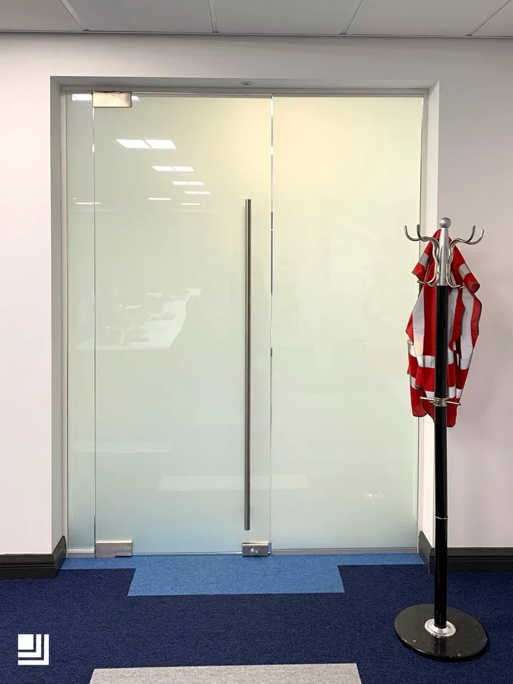 Priviglaze Smart Glass - Construction products | United Kingdom