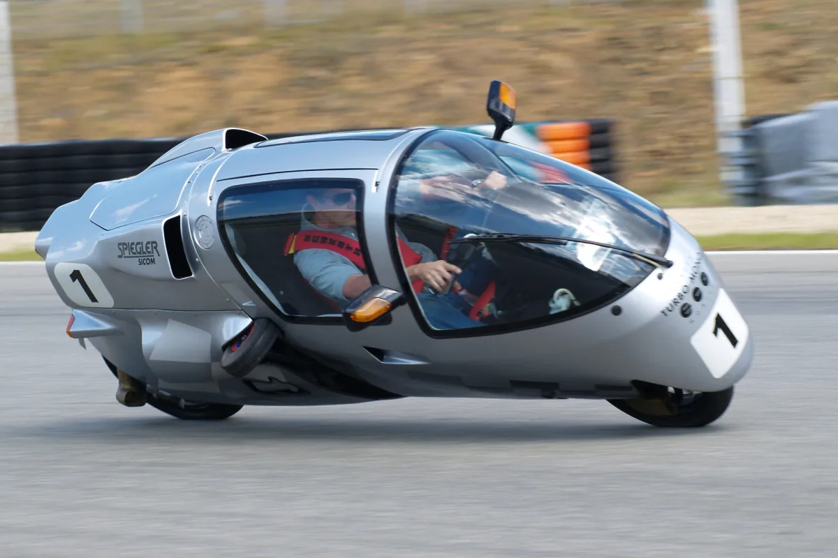 PERAVES CZ, a.s. - Automobiles & Transportation products | Czechia