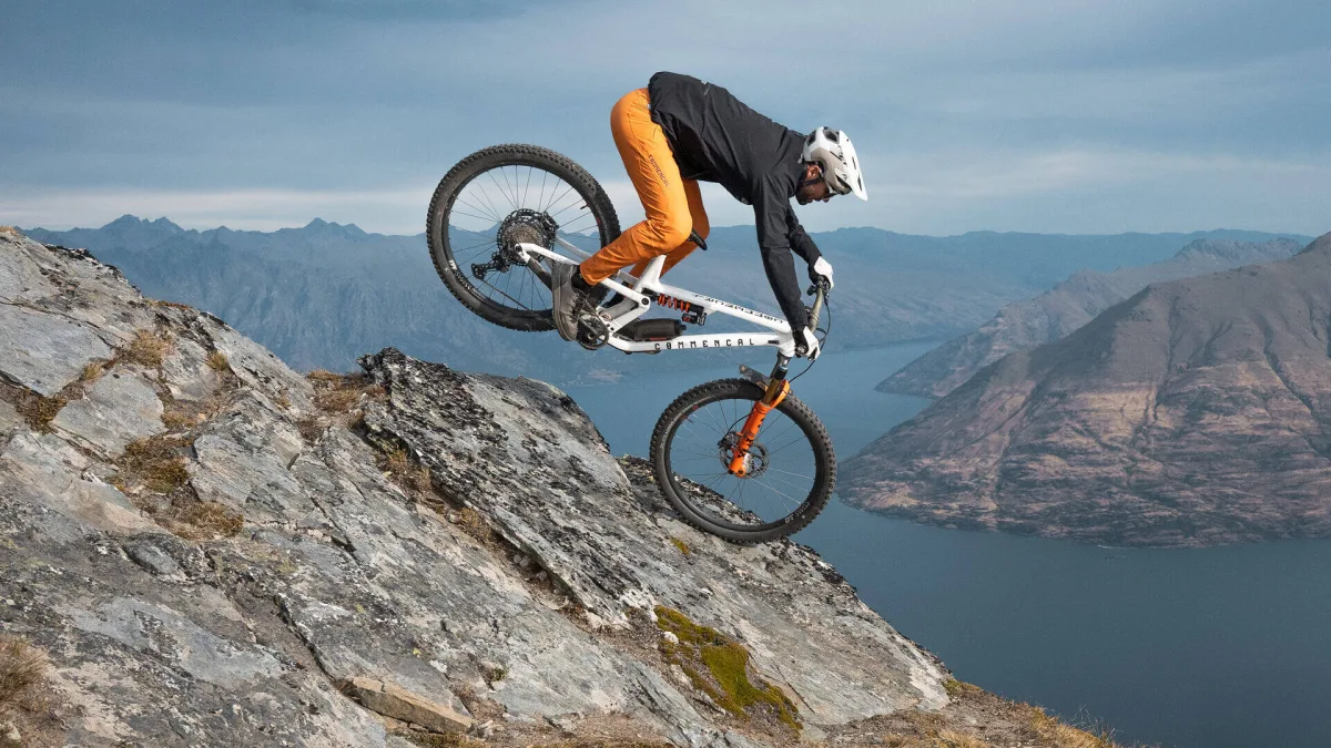 COMMENCAL - Sports & Leisure products | Andorra
