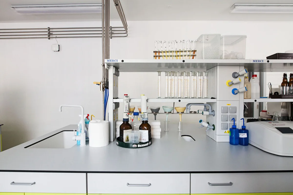 AGR Fabricators, Inc. - Health & Medical products | United States