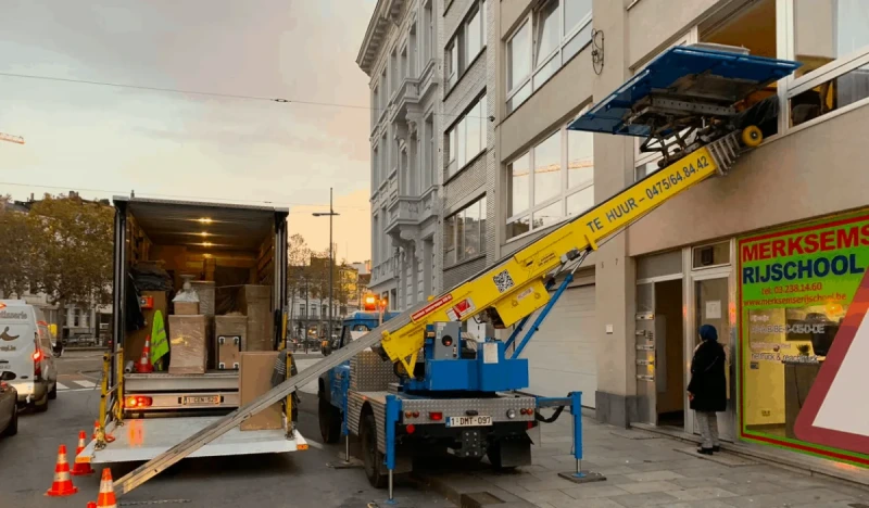 M&M Furniture Service