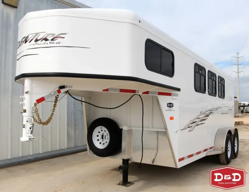 D&D Trailers
Horse Trailers, Livestock Trailers, Trailer Service