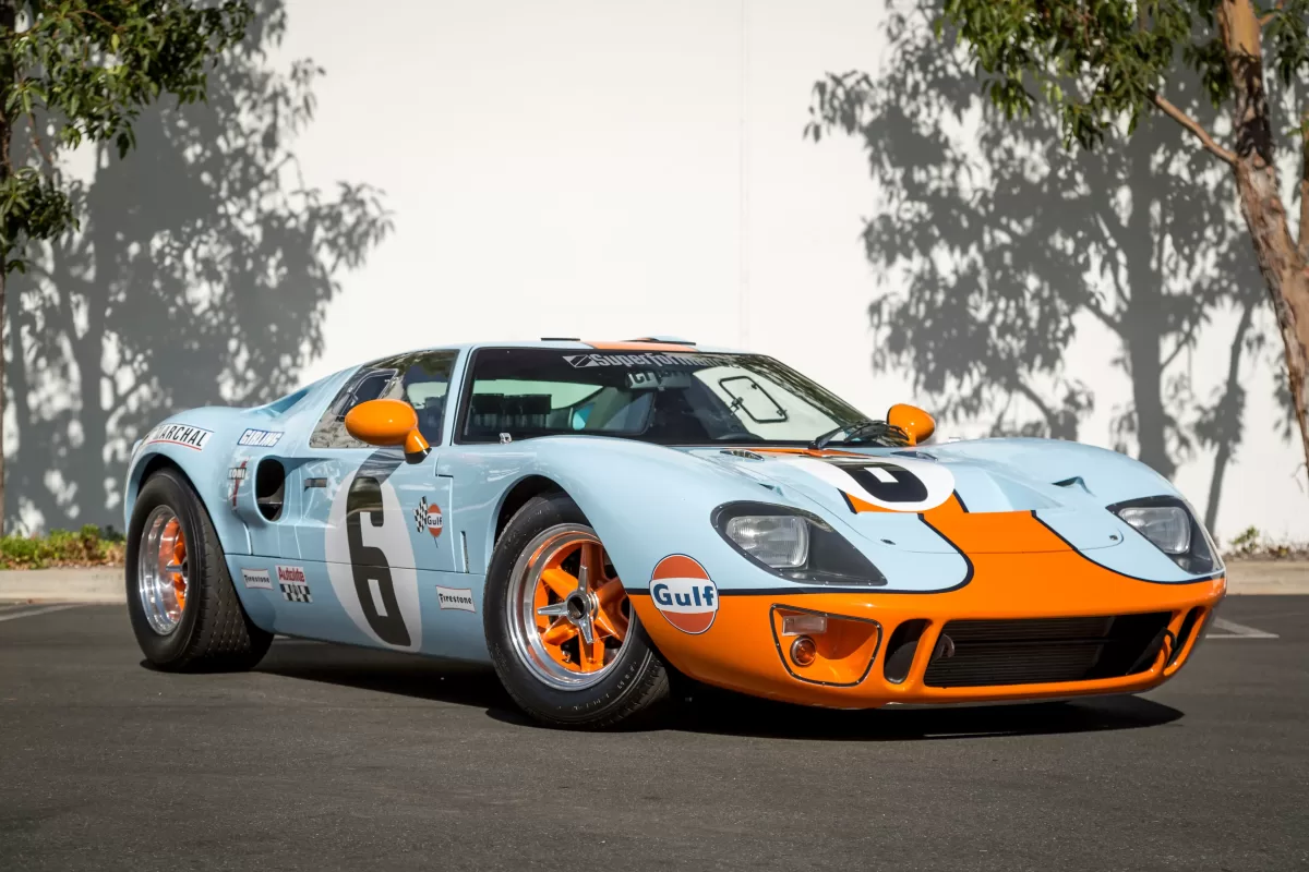 Superformance LLC
Replica Vehicles, Sports Cars, Rolling Chassis Cars, EVs & Mobility — Superformance LLC