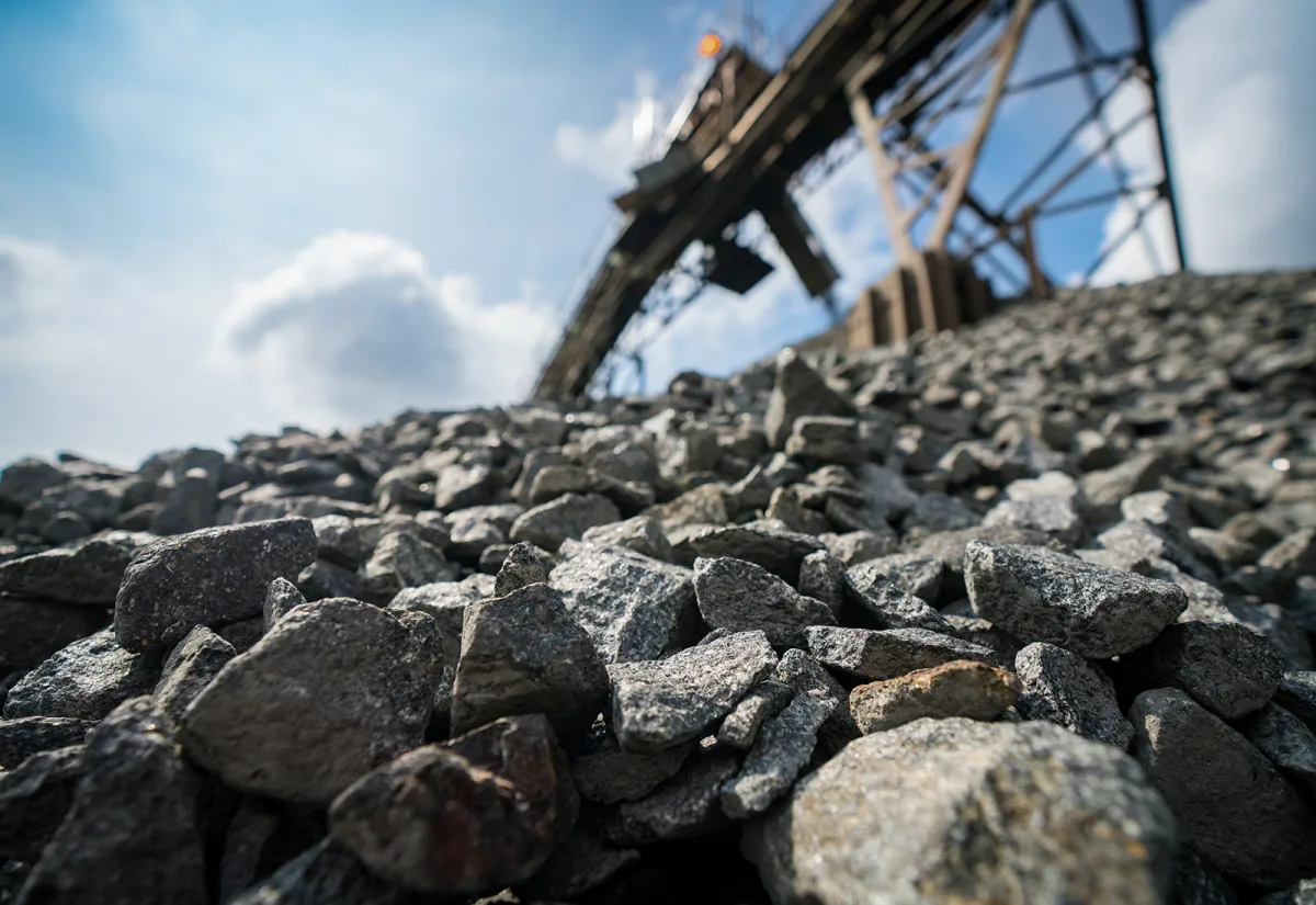 Bushveld Minerals
Vanadium Mining, Vanadium Processing, Vanadium Electrolyte Production Power Generation & Grid — Bushveld Minerals