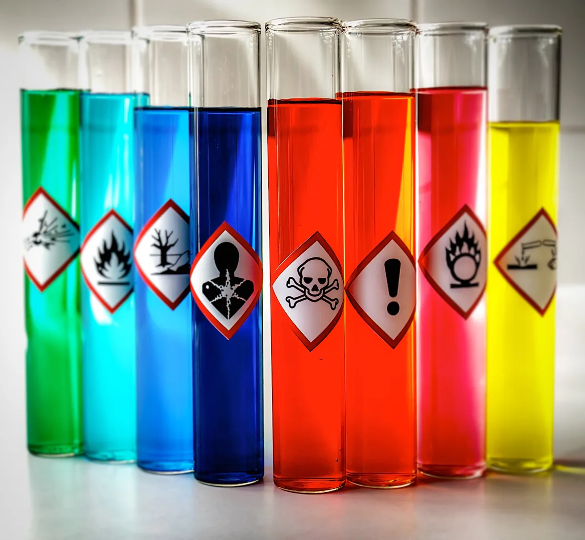 Chemical Packers Ltd
Liquid Filling, Powder Packing, Repacking Specialty Chemicals — Chemical Packers Ltd